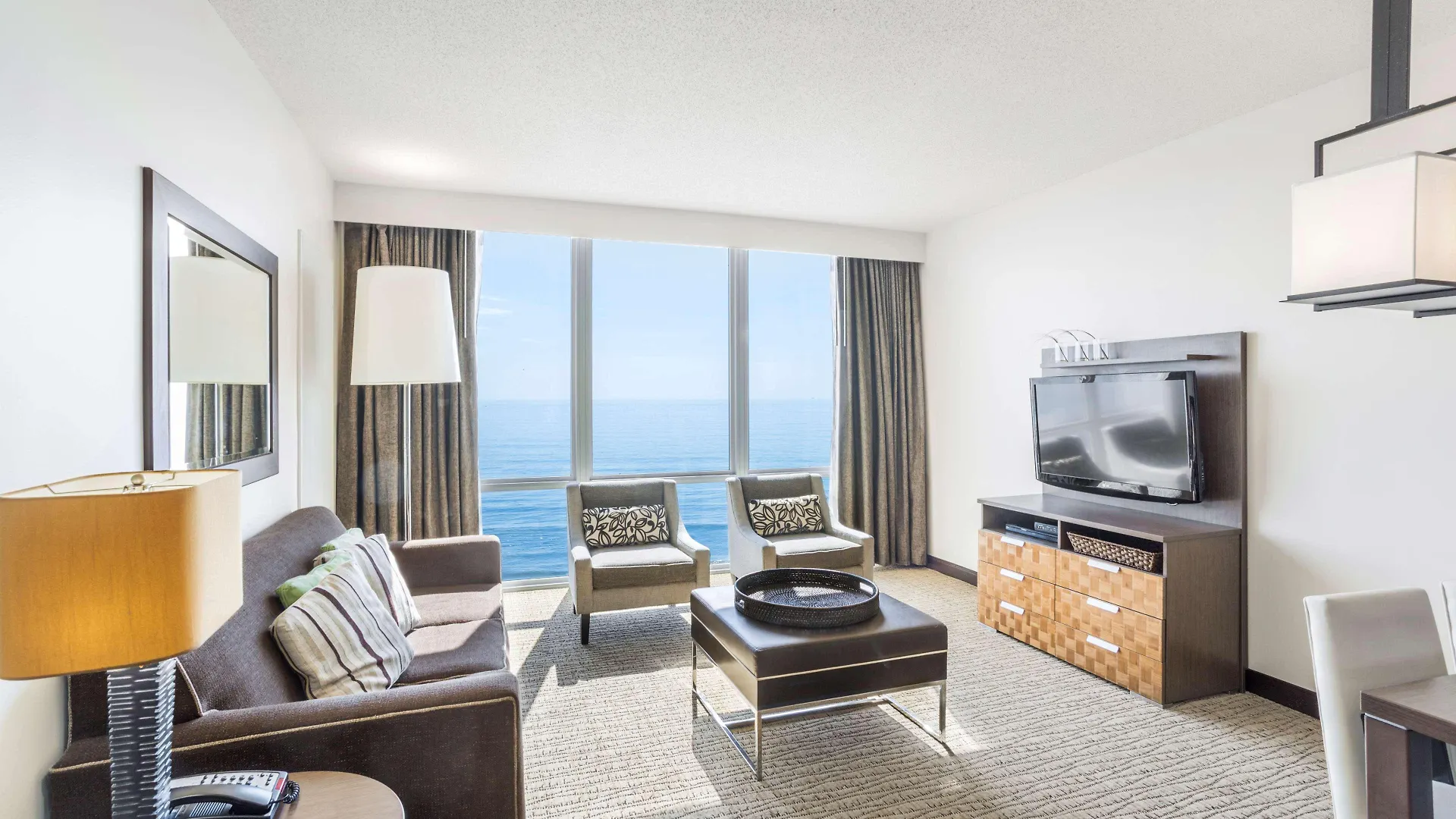 Hilton Vacation Club Oceanaire Virginia Beach Resort