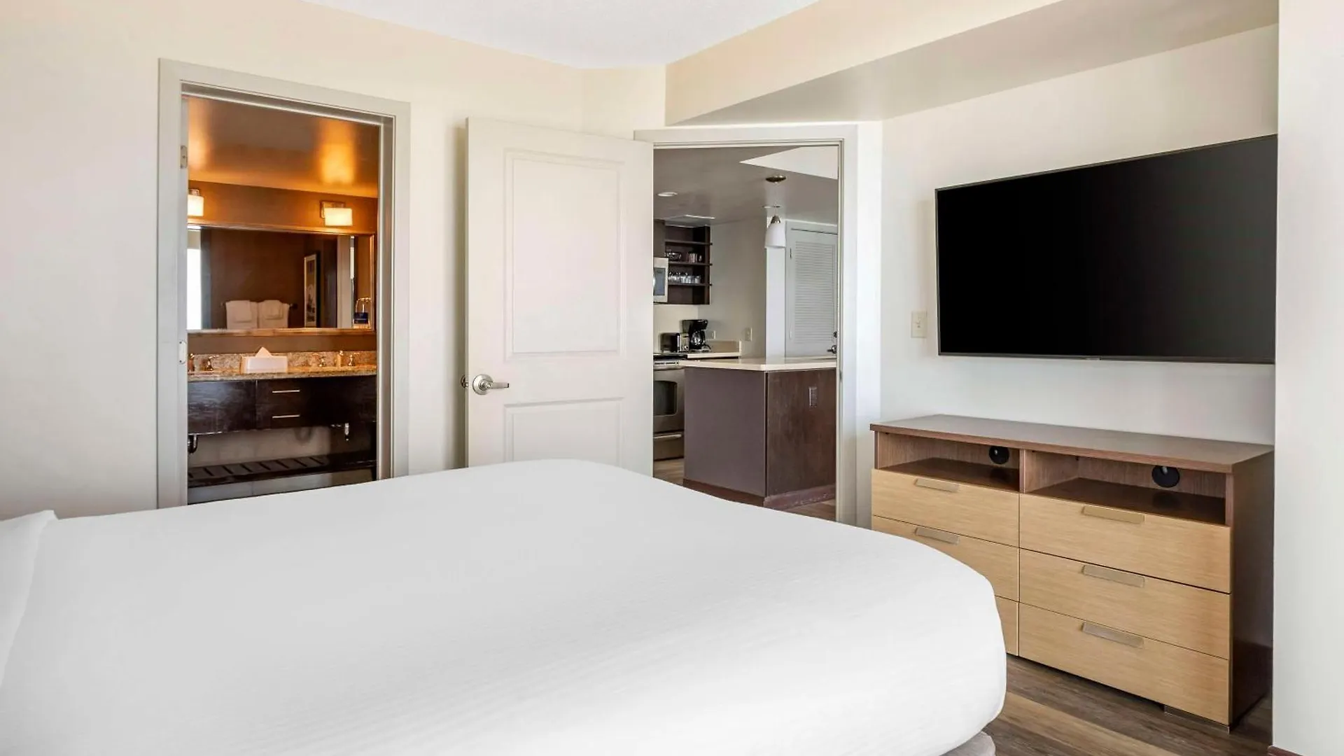 Hilton Vacation Club Oceanaire Virginia Beach Resort